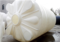 M6米乐APP下载50吨塑料储罐滚塑加工过程